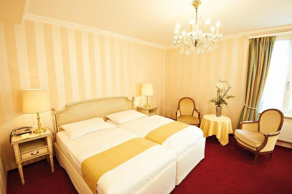 Hotel Bad Eptingen Extérieur photo