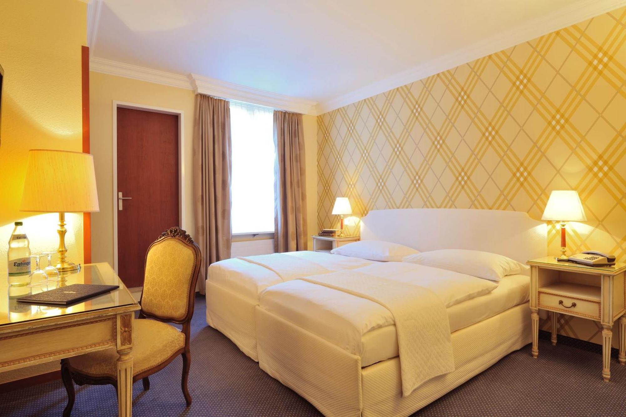 Hotel Bad Eptingen Extérieur photo