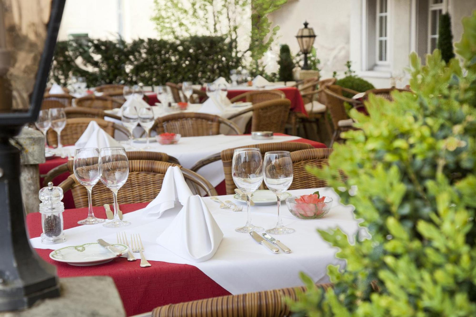 Hotel Bad Eptingen Extérieur photo